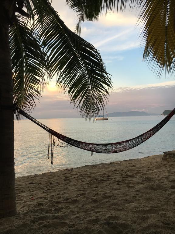 Bamboo House Beach Lodge & Restaurant Puerto Galera Εξωτερικό φωτογραφία